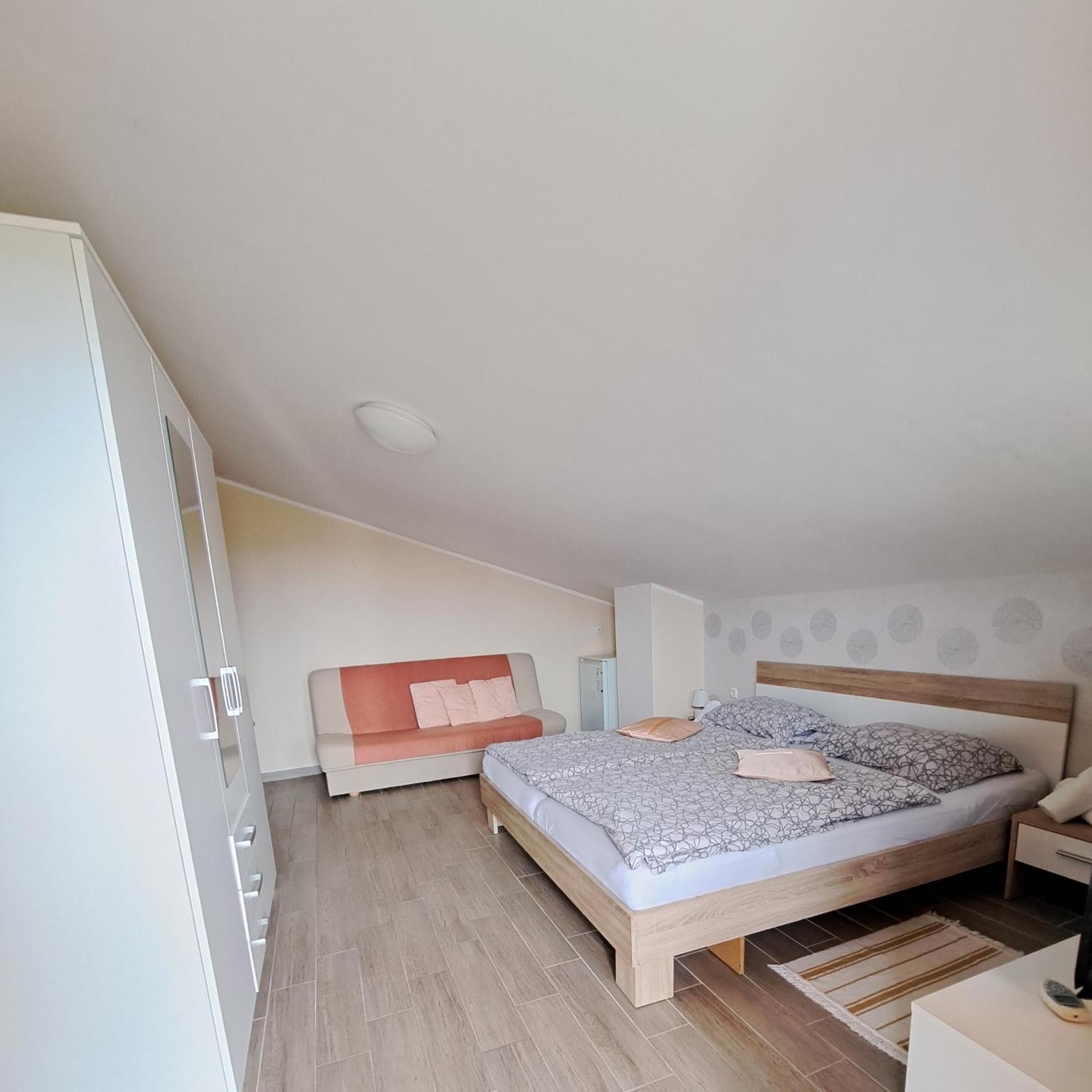 Sobe Rooms Tea Buje Rum bild